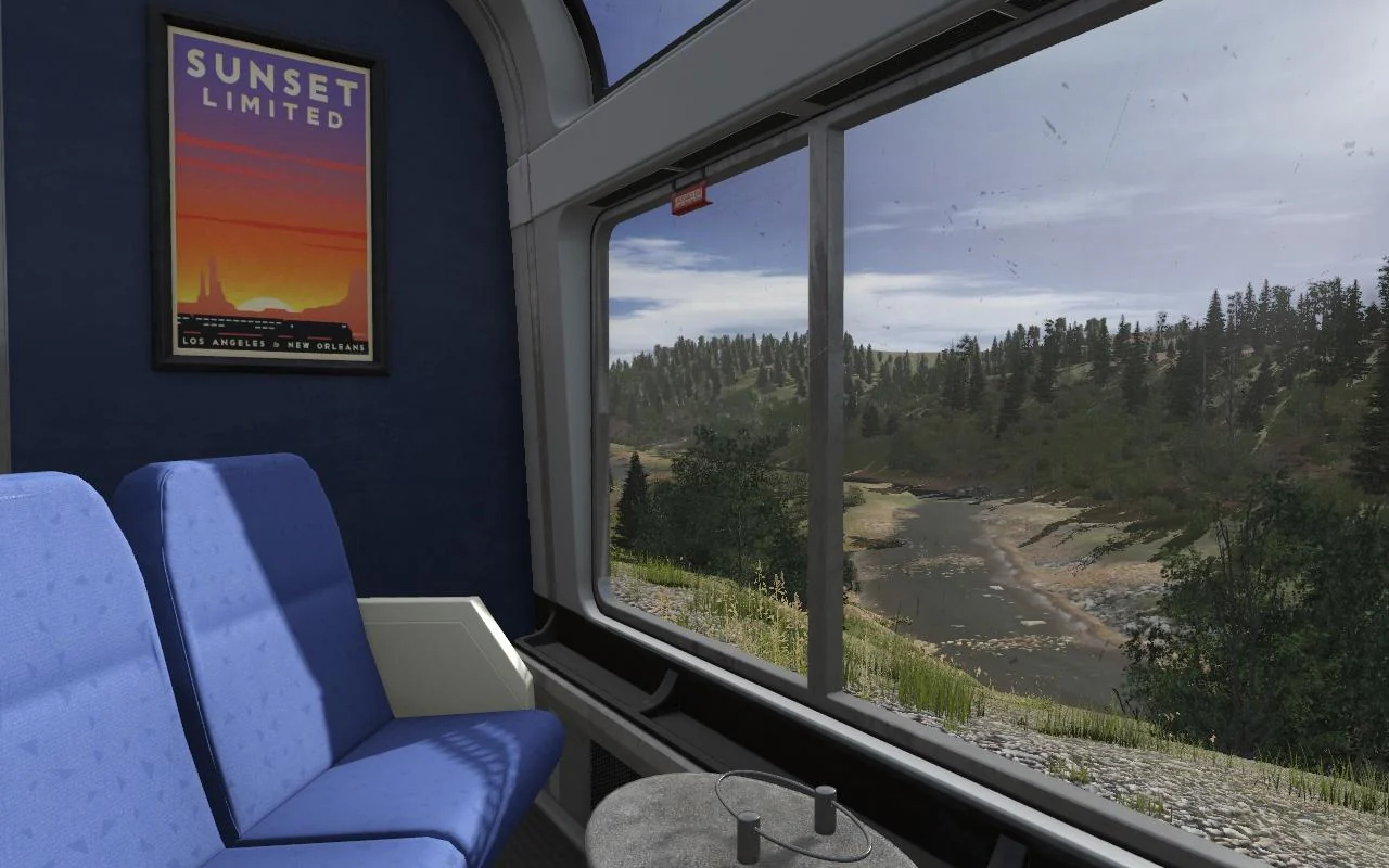 Amtrak Superliners - Image 4