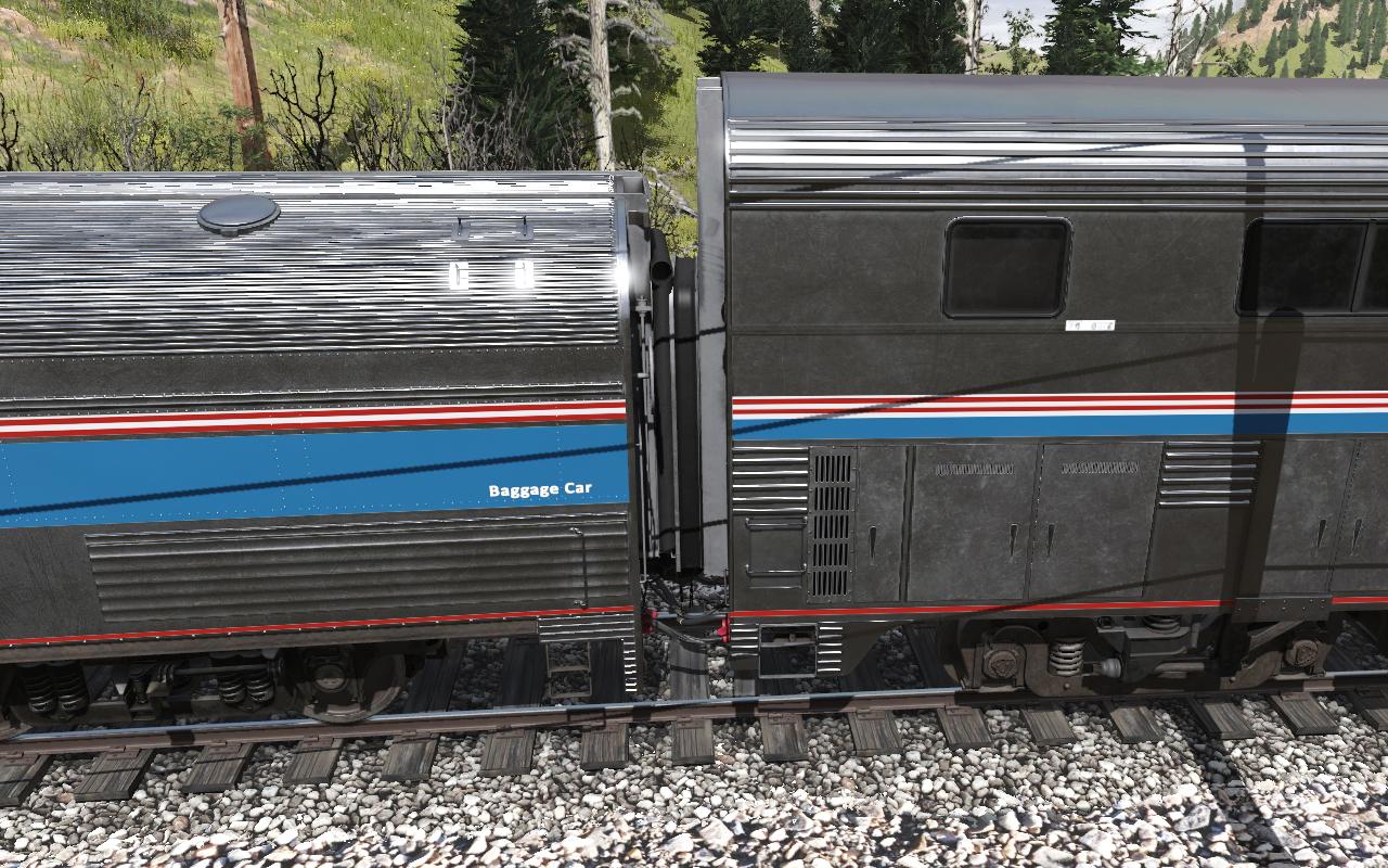 Amtrak Superliners - Image 7